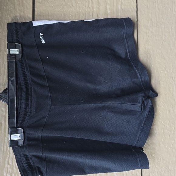 Nike Women's Black Shorts DRI FIT S - Picture 4 of 7